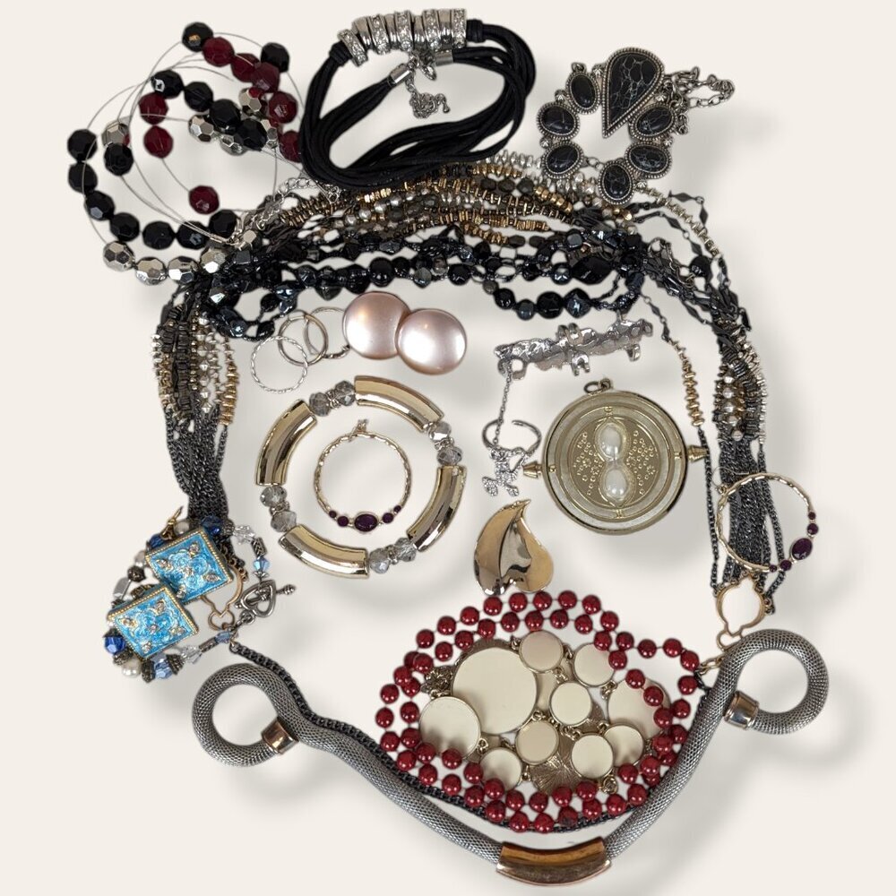 PATTY - Vintage To Now Jewelry Lot - 049